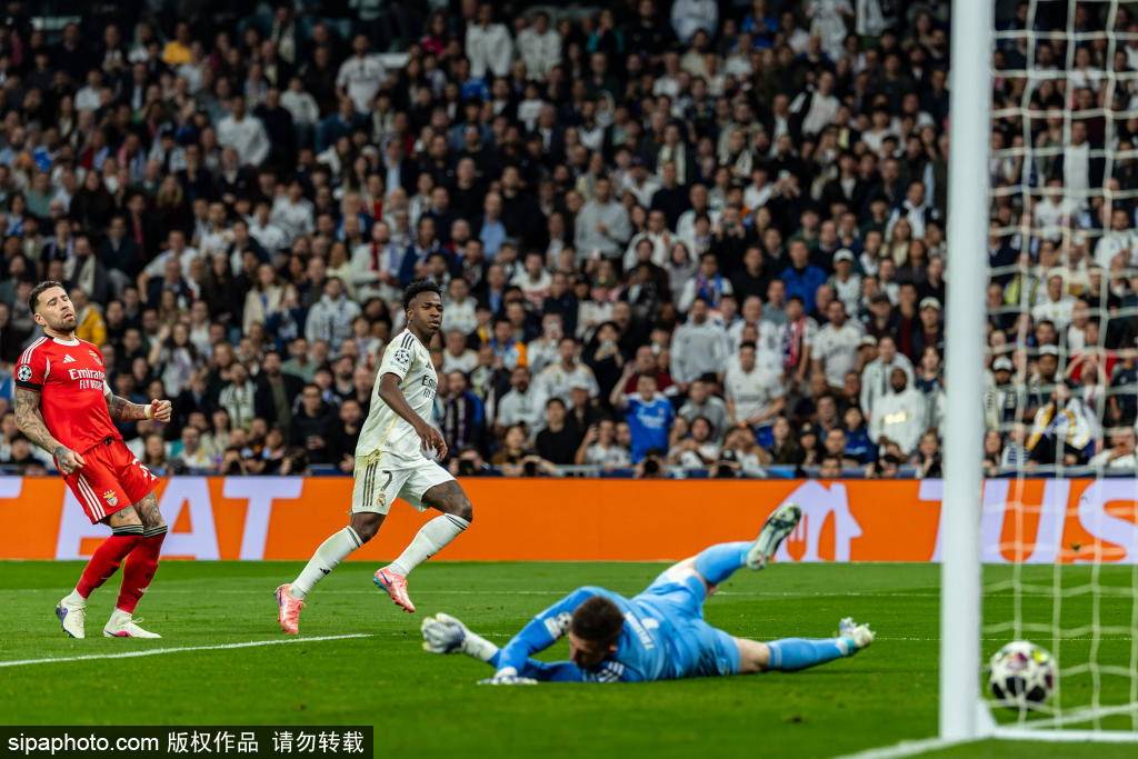 伯纳乌之夜：居莱尔惊世世界波＋皇家马德里4-1大胜，主帅为青训喝彩